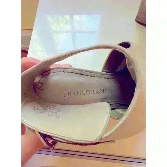 Franco Sarto Women's Grey Leather Wedge heel Size 8.5M Peep Toe Buckle Strap - Picture 4 of 6